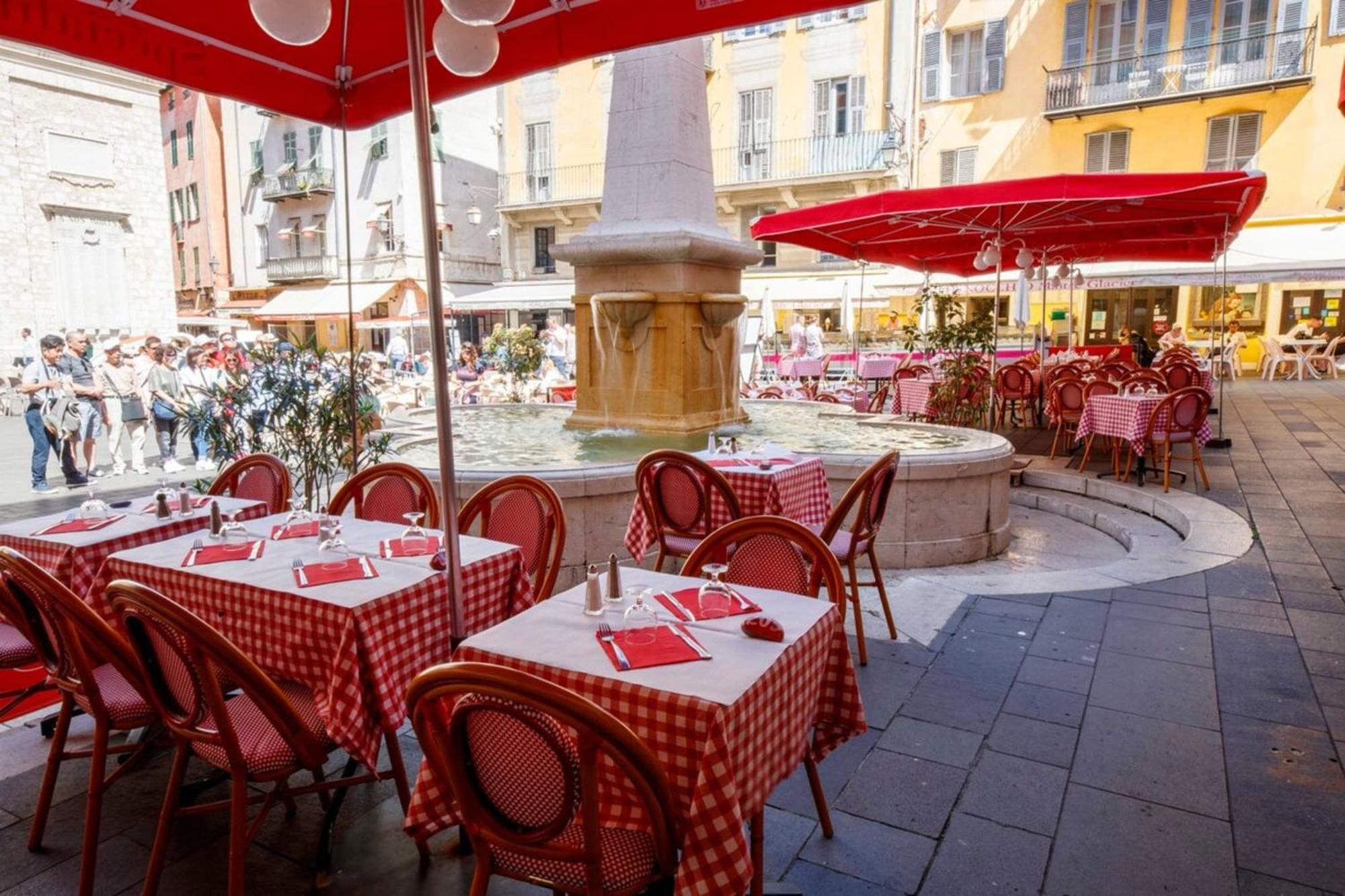 06A2 - Heart Of Old Nice Beautiful Renovated Apartment Eksteriør billede