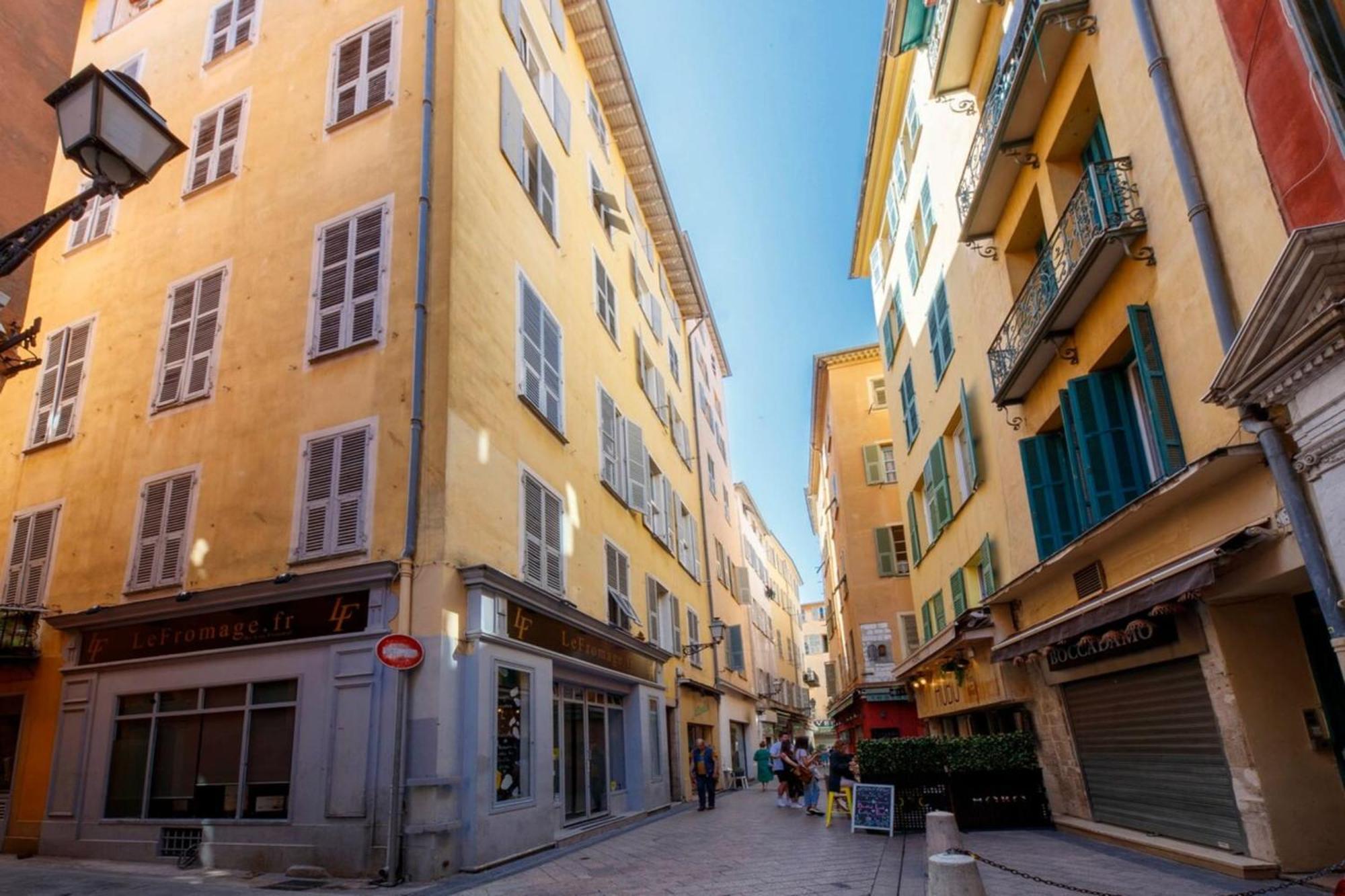 06A2 - Heart Of Old Nice Beautiful Renovated Apartment Eksteriør billede